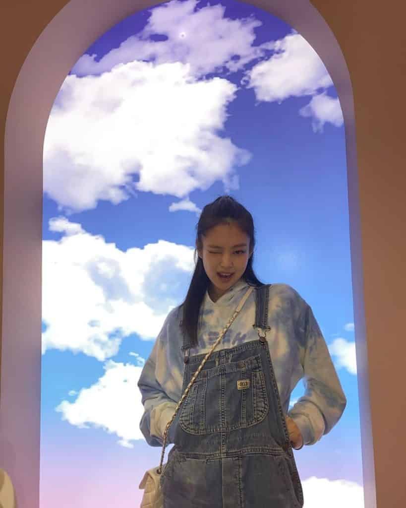 BLACKPINK Jennie, a Lovely Smile on the Break