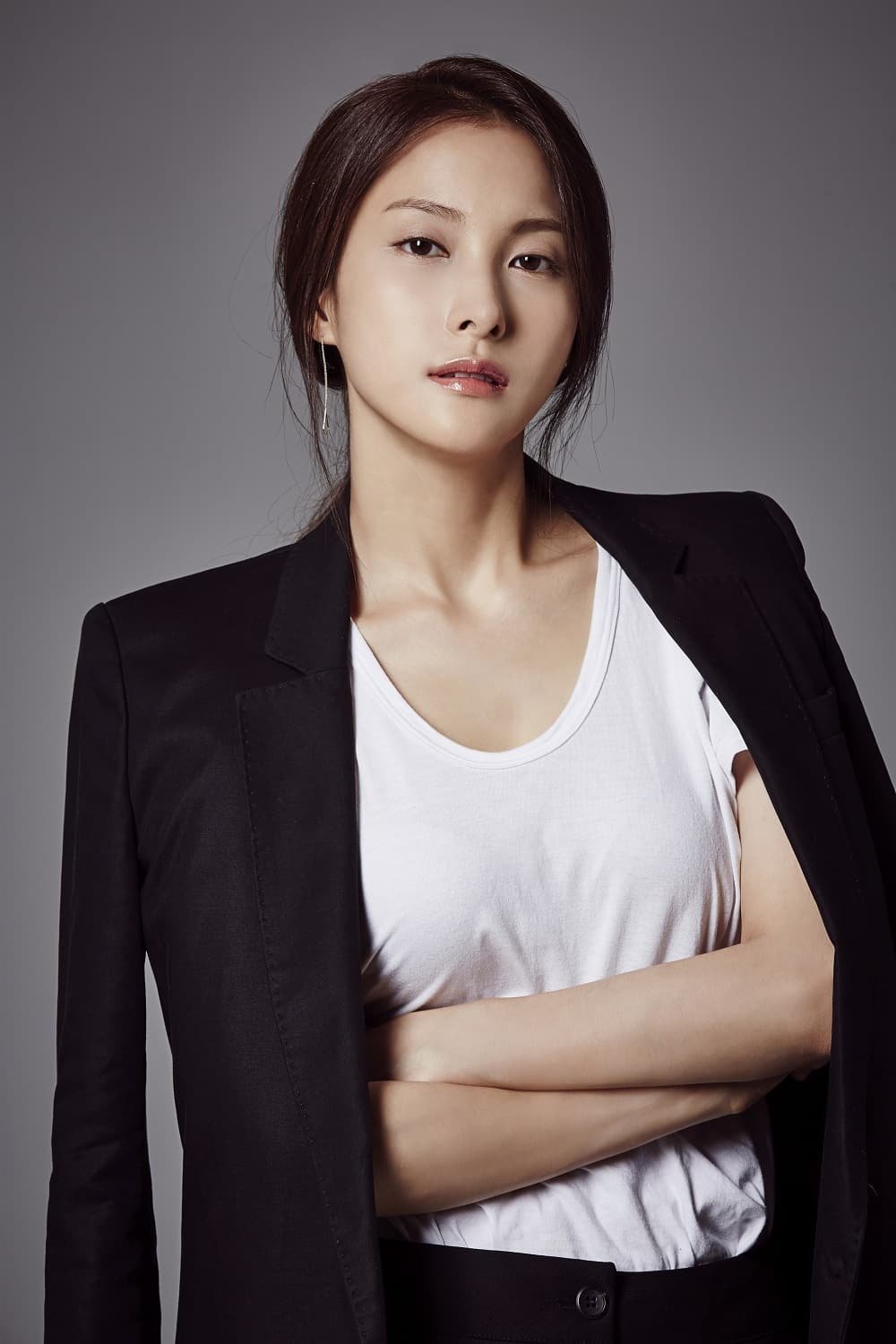 Park Gyu-ri from KARA Admitted to Visiting the Itaewon Club on the Day When a Person Infected with COVID19 Visited