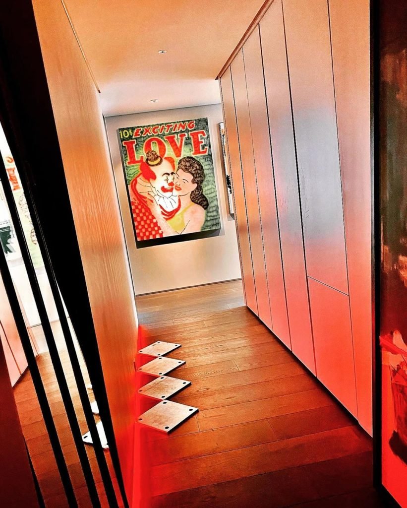 BIGBANG G-Dragon, Gallery-Like Penthouse - an Expensive Work of Art