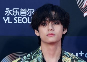 BTS V broke the K-pop Record with 6 Fancams with More than 10 Million Views