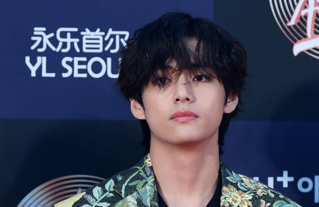 BTS V broke the K-pop Record with 6 Fancams with More than 10 Million Views