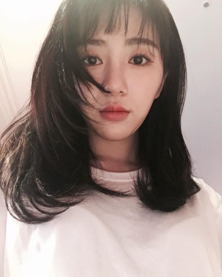 Kwon Min Ah of AOA - After exposing Jimin harassment, Seolhyun and Chanmi SNS Unfollowed